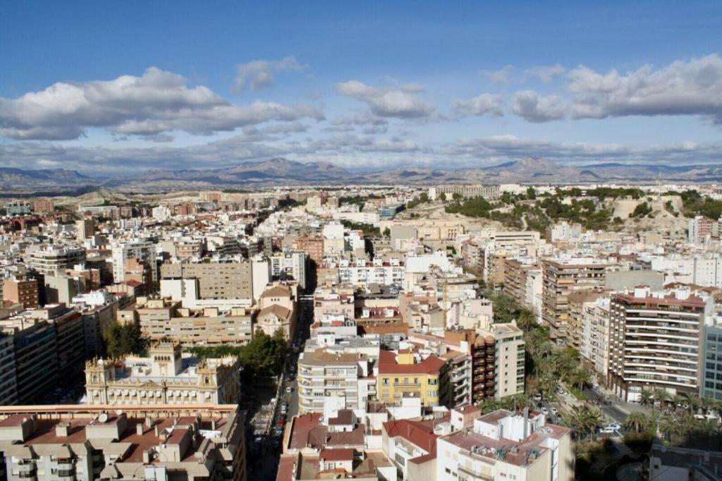 Incredible Apartment Alicante Buitenkant foto